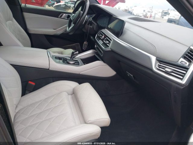 2023 BMW X6 5UXCY6C06P9R45026 Photo 4