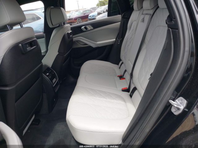 2023 BMW X6 5UXCY6C06P9R45026 Photo 7