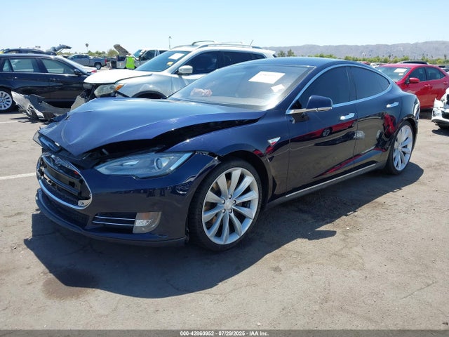 2013 TESLA MODEL S 5YJSA1DN6DFP06348 Photo 1