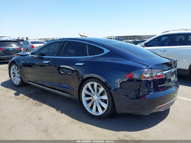 2013 TESLA MODEL S 5YJSA1DN6DFP06348 Photo 2