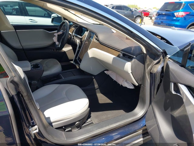 2013 TESLA MODEL S 5YJSA1DN6DFP06348 Photo 4