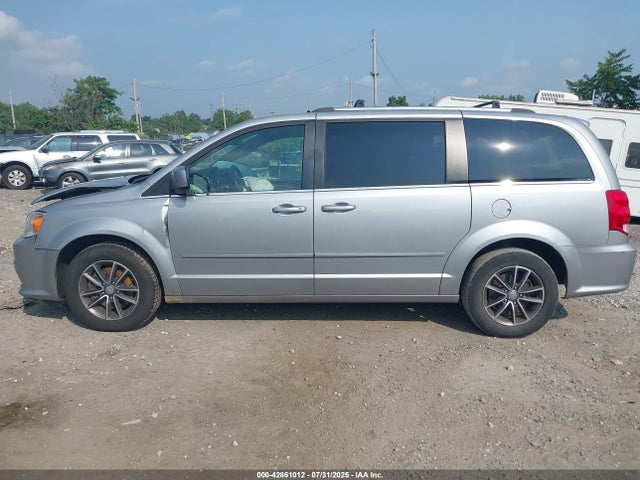 2C4RDGCGXHR858994 Dodge Grand Caravan