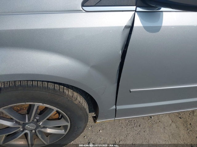 2C4RDGCGXHR858994 Dodge Grand Caravan