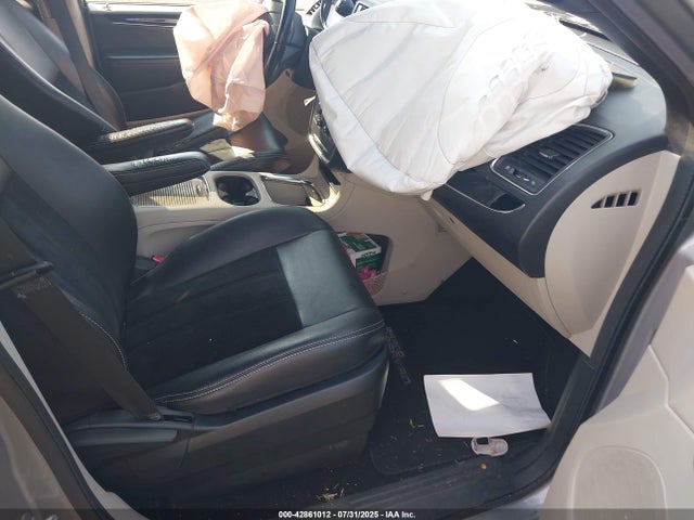 2C4RDGCGXHR858994 Dodge Grand Caravan