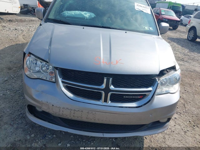 2C4RDGCGXHR858994 Dodge Grand Caravan