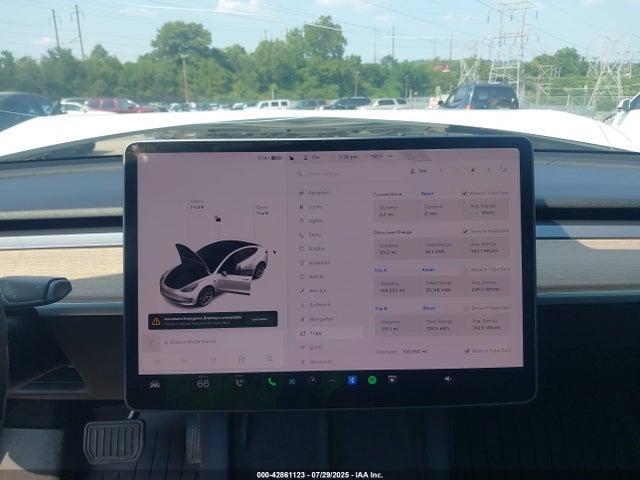 5YJ3E1EA8NF151926 Tesla MODEL 3
