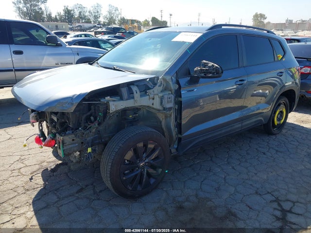 3VVCX7B26NM066543 Volkswagen tsi