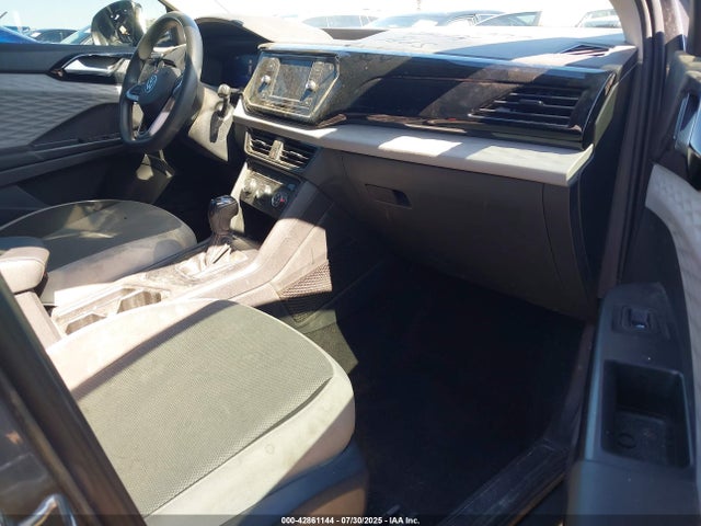 3VVCX7B26NM066543 Volkswagen tsi