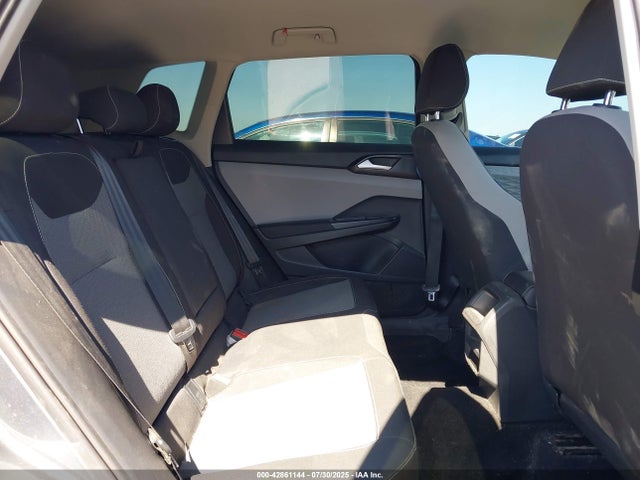 3VVCX7B26NM066543 Volkswagen tsi