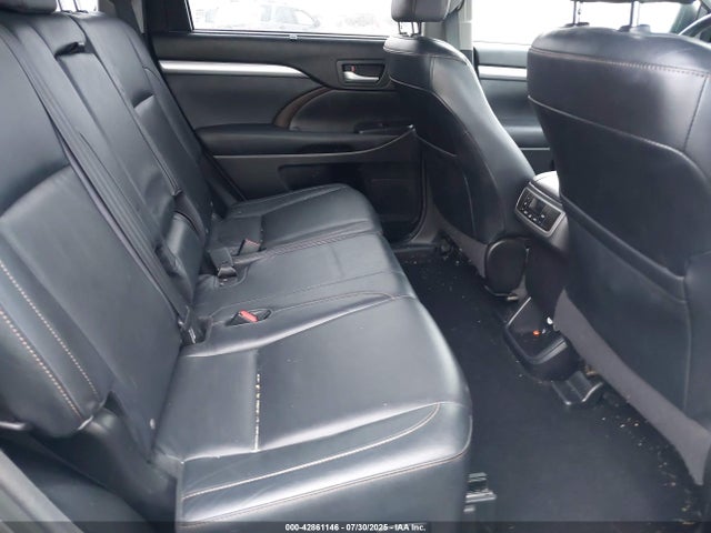 Toyota 2gr-fe 2014 5TDKKRFH3ES026701 Image 8