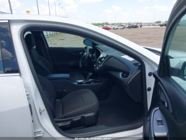 2024 CHEVROLET MALIBU 1G1ZD5ST5RF120895 Photo 4