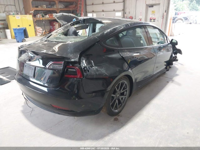 2022 TESLA MODEL 3 5YJ3E1EA8NF344870 Photo 3