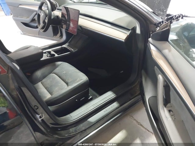 2022 TESLA MODEL 3 5YJ3E1EA8NF344870 Photo 4