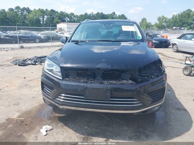 WVGEF9BP8GD011488 Volkswagen 2016