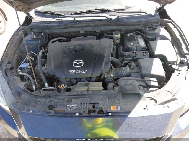3MZBM1U75FM140848 Mazda pe