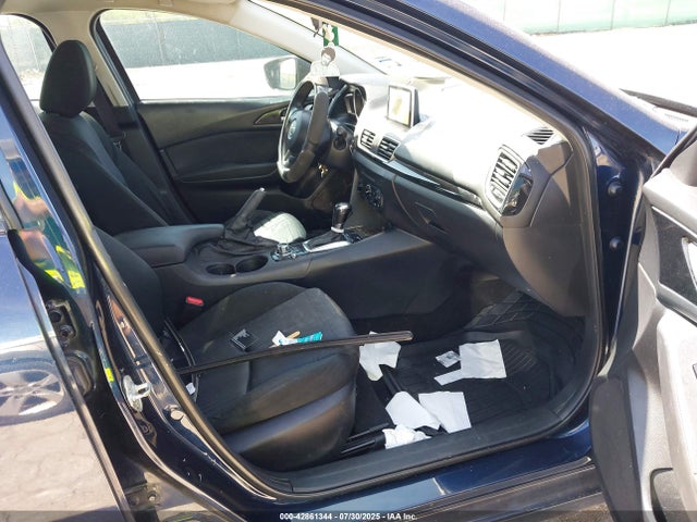 3MZBM1U75FM140848 Mazda pe