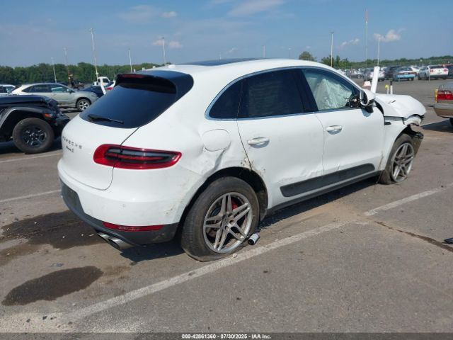 2017 PORSCHE MACAN WP1AB2A57HLB11142 Photo 3