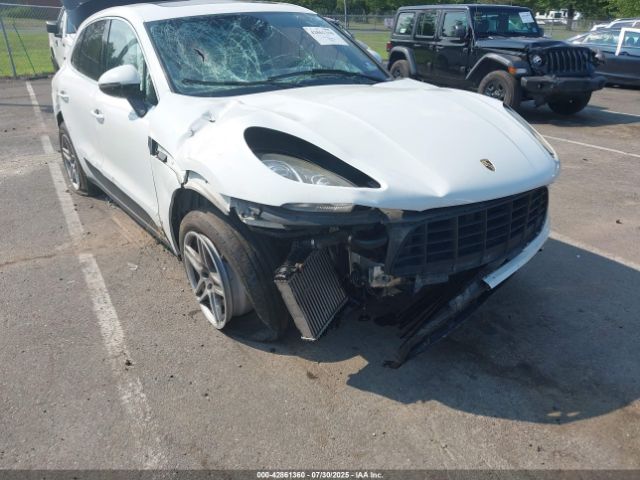 2017 PORSCHE MACAN WP1AB2A57HLB11142 Photo 5