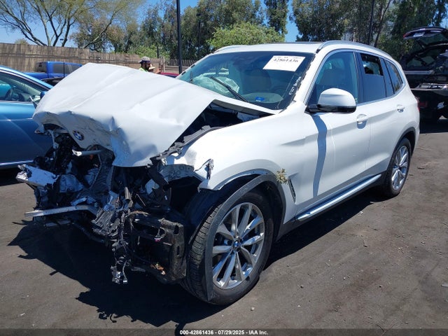 BMW X3 2019 5UXTR7C52KLF28404 Image 2
