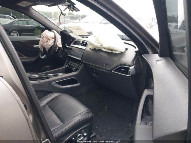 2020 JAGUAR F-PACE SADCM2FV6LA634142 Photo 4