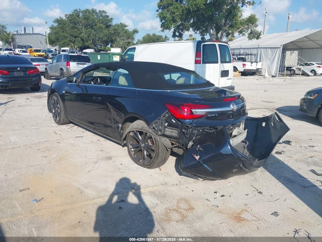 2018 BUICK CASCADA W04WH3N58JG010531 Photo 2