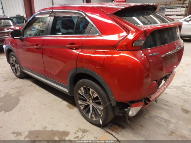 2018 MITSUBISHI ECLIPSE CROSS JA4AT5AA4JZ037768 Photo 2