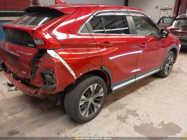 2018 MITSUBISHI ECLIPSE CROSS JA4AT5AA4JZ037768 Photo 3