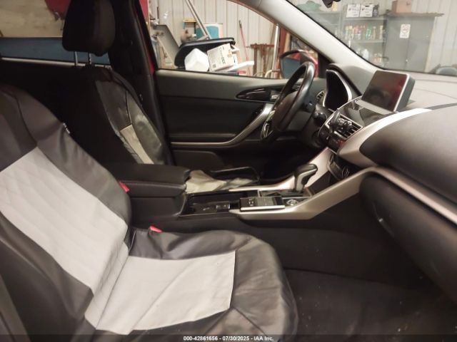 2018 MITSUBISHI ECLIPSE CROSS JA4AT5AA4JZ037768 Photo 4