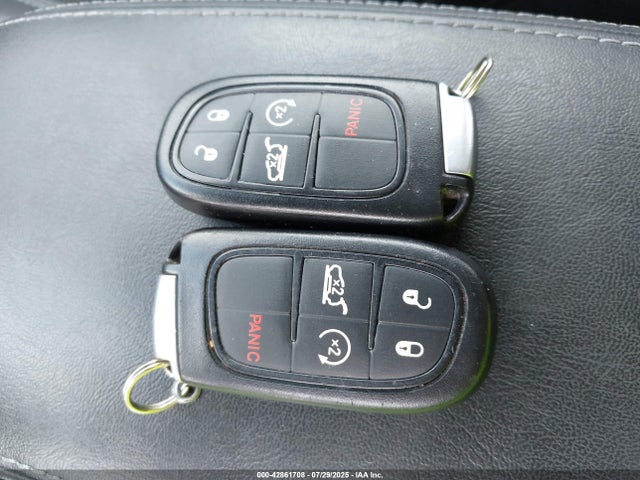 2019 Jeep Cherokee Latitude Plus 4x4 მანქანა იყიდება აუქციონზე, vin: 1C4PJMLBXKD139984, აუქციონის ნომერი: 42861708