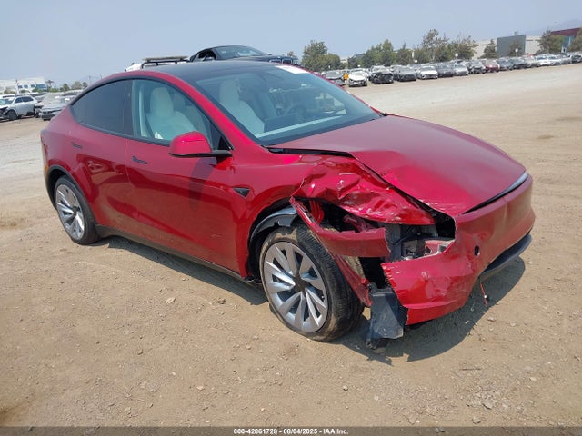 2026 TESLA MODEL Y 7SAYGDED8TF380425 Photo 0
