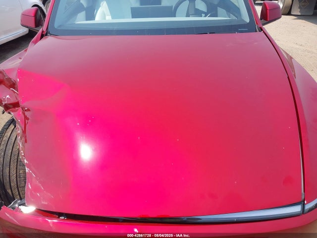 2026 TESLA MODEL Y 7SAYGDED8TF380425 Photo 9