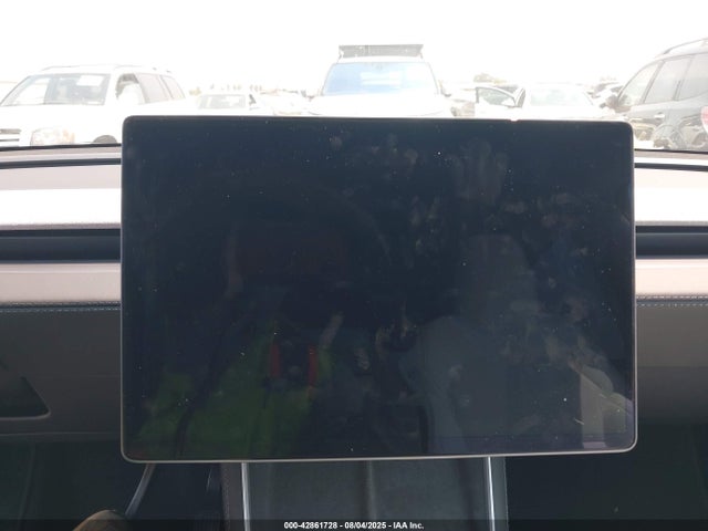 2026 TESLA MODEL Y 7SAYGDED8TF380425 Photo 6