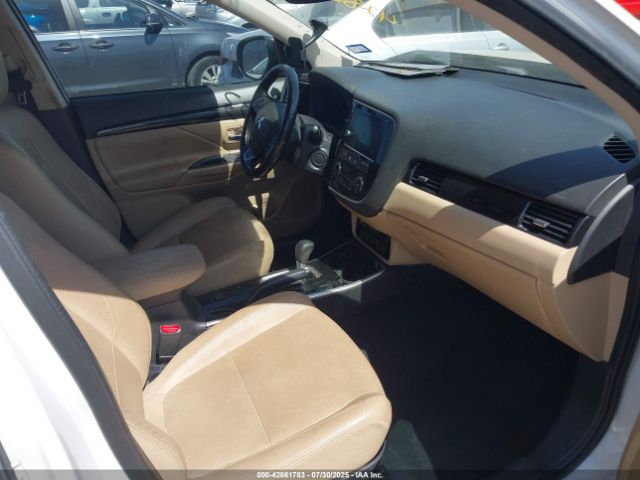 2017 MITSUBISHI OUTLANDER JA4AD3A32HZ053710 Photo 4