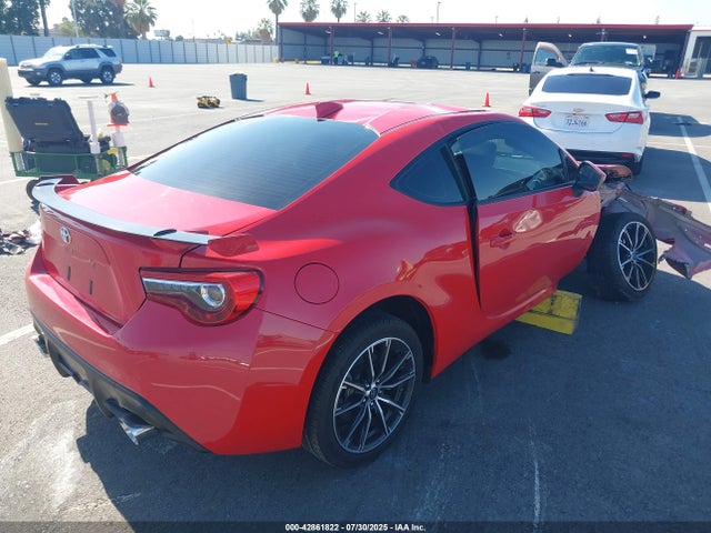Toyota na 2018 JF1ZNAE15J8701920 Image 4
