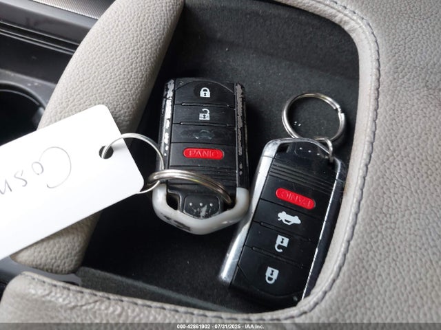Acura j35z6 2014 19UUA8F39EA001987 Image 11