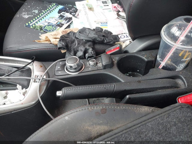 JM1DKFC76H0177932 Mazda pe