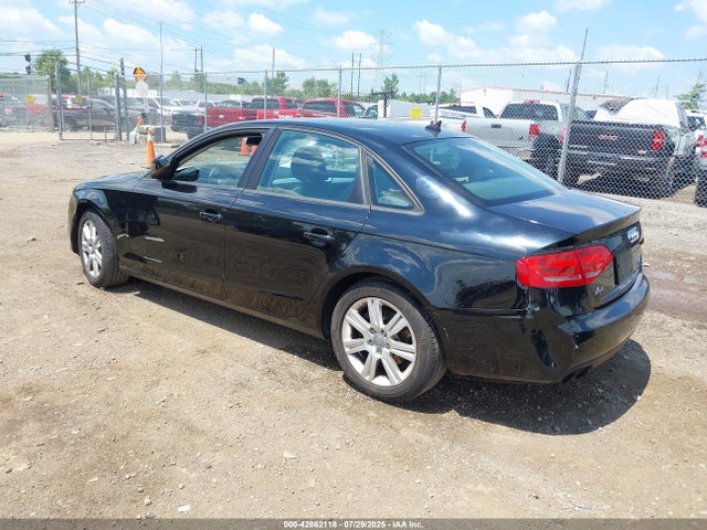 2010 AUDI A4 WAUBFAFL2AN031041 Photo 2