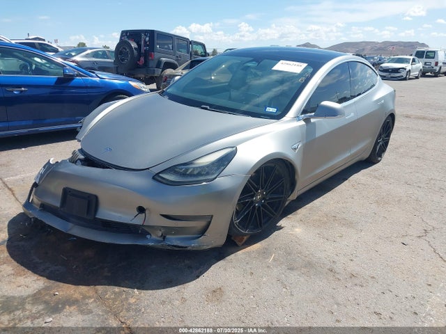 Tesla 2019 2019 5YJ3E1EA8KF486356 Image 2