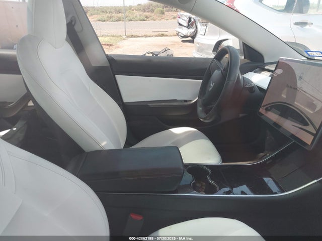 Tesla 2019 2019 5YJ3E1EA8KF486356 Image 5