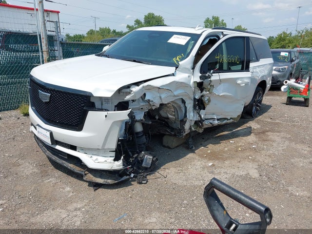 2021 CADILLAC ESCALADE ESV 1GYS4PKL9MR303979 Photo 1
