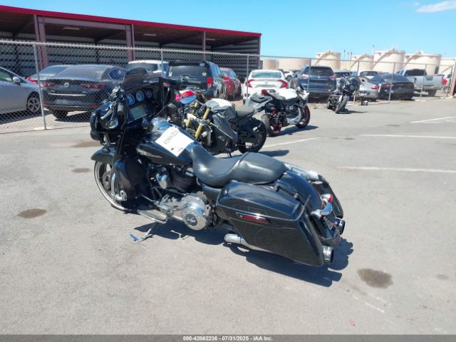 2017 HARLEY-DAVIDSON FLHXS 1HD1KRC13HB602784 Photo 2