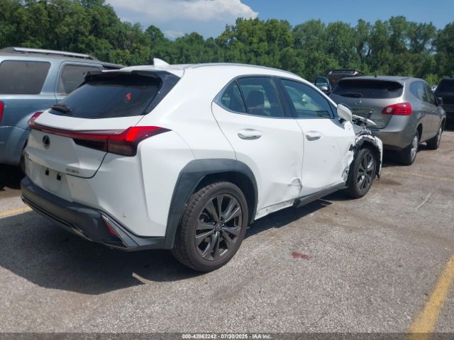2019 LEXUS UX 200 JTHY3JBH2K2003135 Photo 3