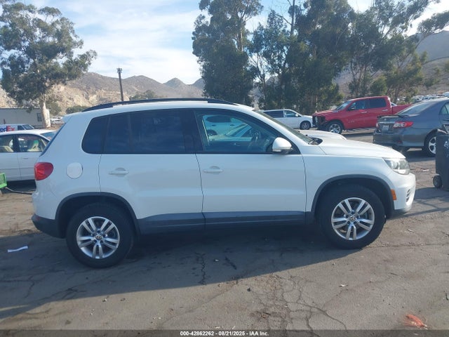 WVGAV7AX0FW569507 Volkswagen Tiguan