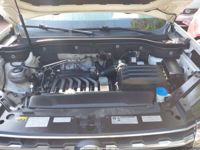 2018 VOLKSWAGEN ATLAS 1V2LR2CA0JC520538 Photo 9