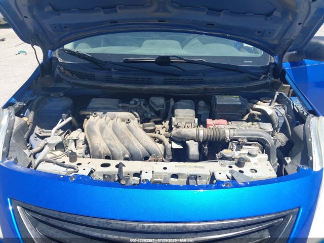 3N1CN7AP9EL842609 Nissan 2014