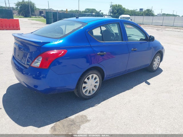 3N1CN7AP9EL842609 Nissan 2014