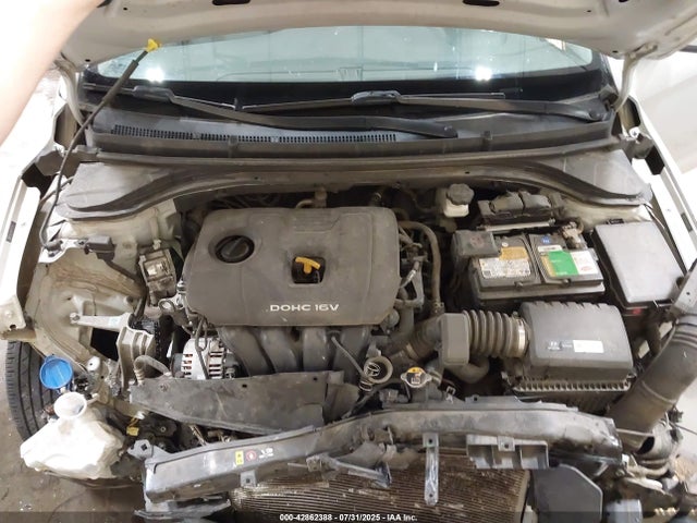 Hyundai Elantra 2017 5NPD74LF8HH112290 Image 10