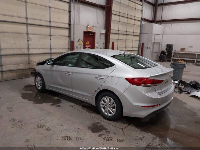 Hyundai Elantra 2017 5NPD74LF8HH112290 Image 3