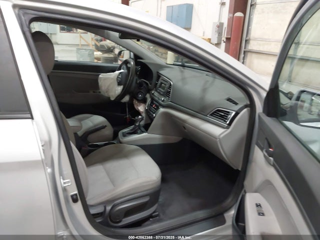 Hyundai Elantra 2017 5NPD74LF8HH112290 Image 5
