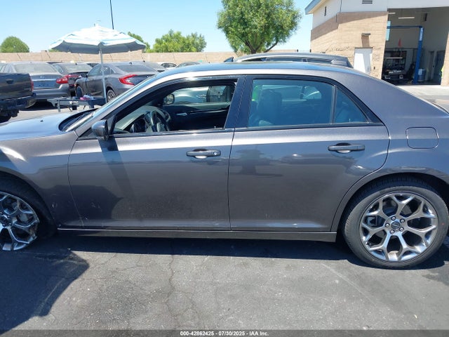 2C3CCABG6MH554654 Chrysler 2021